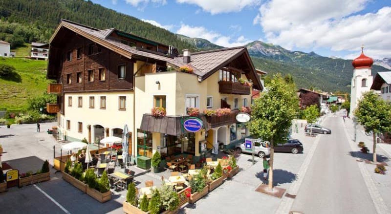 Hotel Montfort
