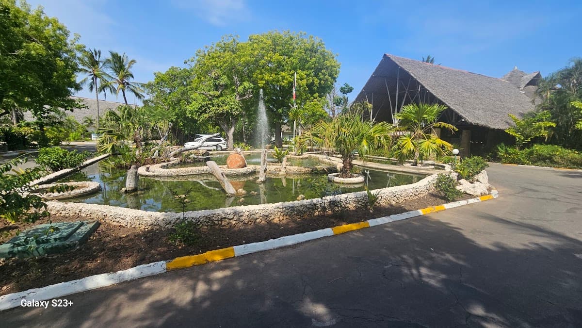 Leopard Beach Resort and Spa