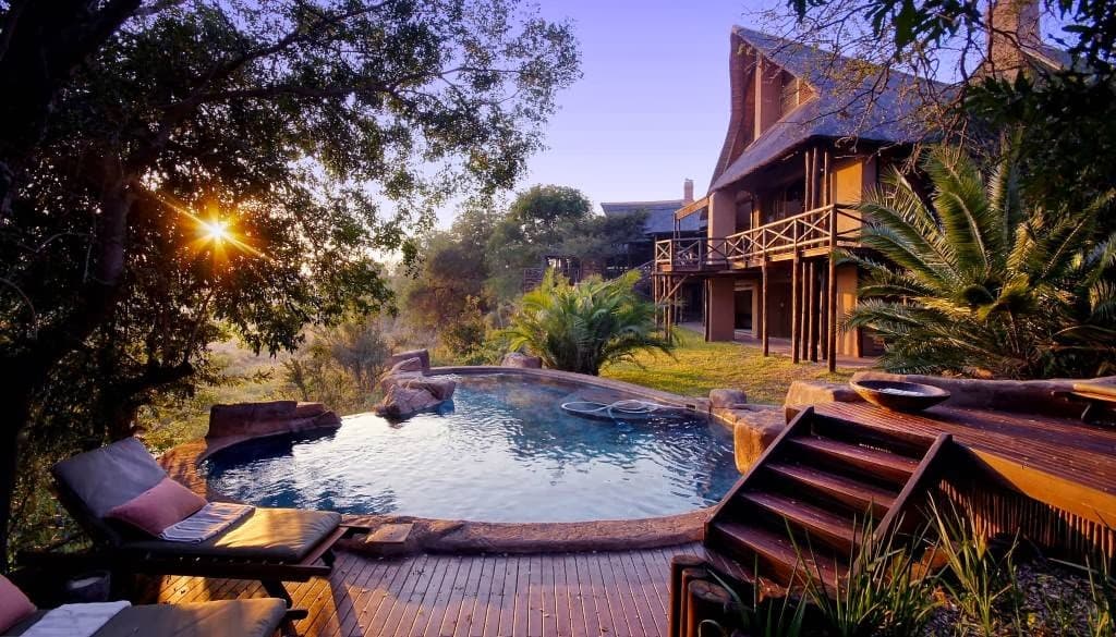 Lukimbi Safari Lodge