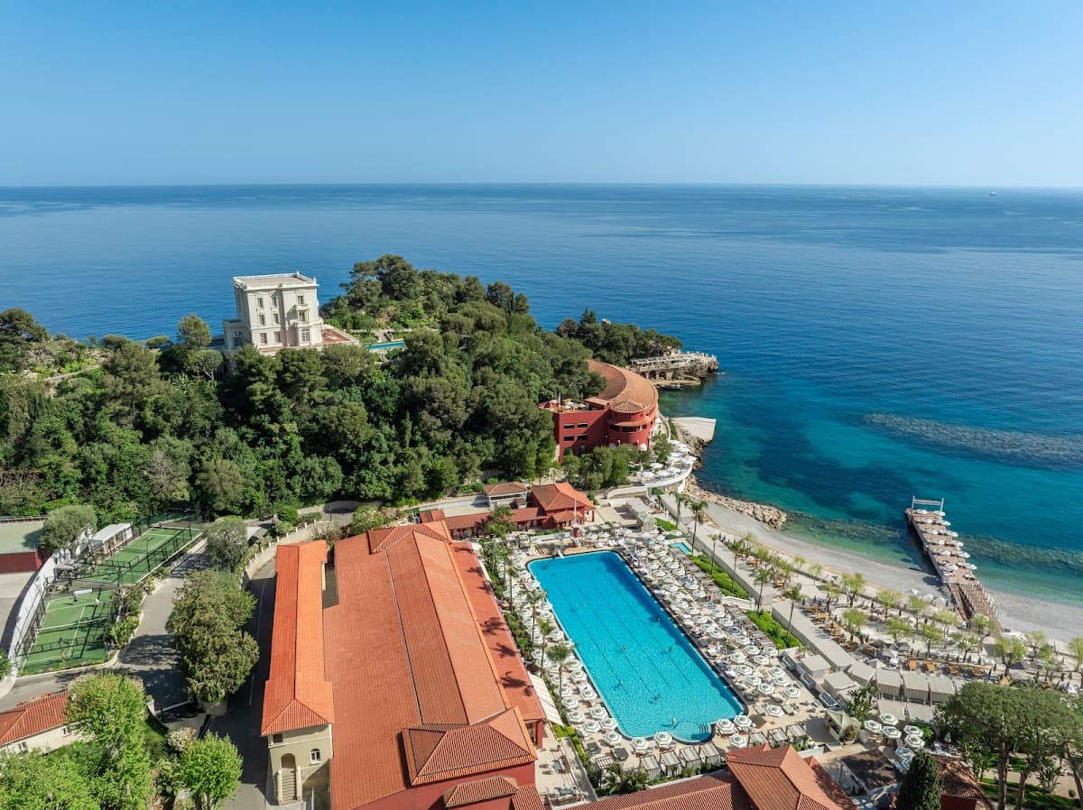 Monte-Carlo Beach Hotel