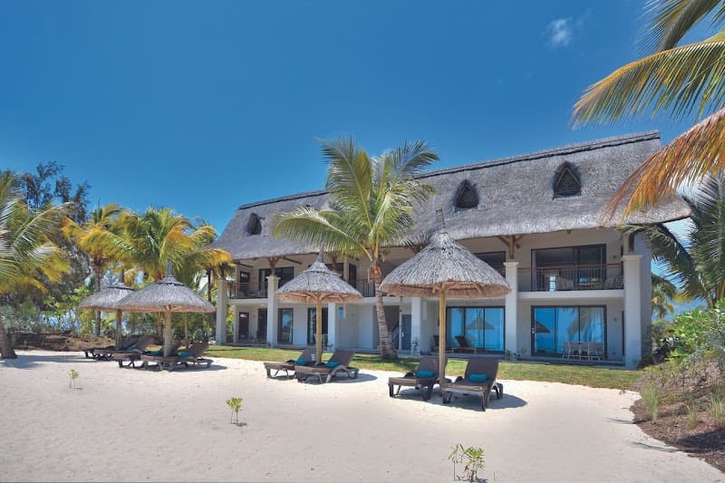 Paradis Beachcomber Golf Resort & Spa