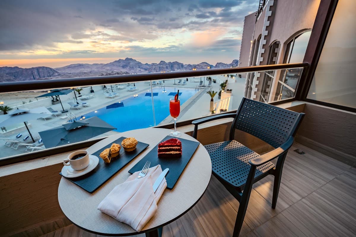 Petra Pillars Luxury Hotel