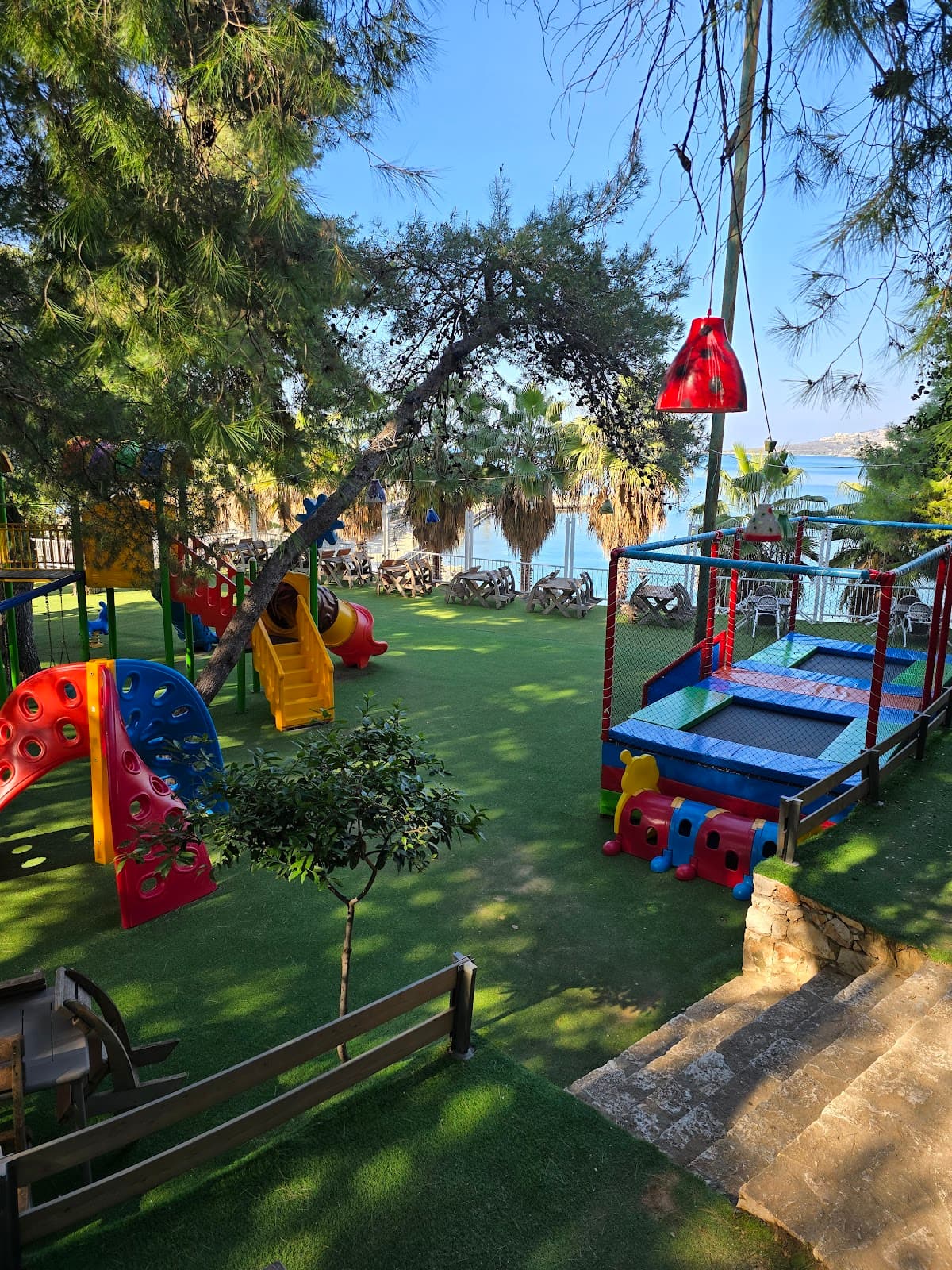 Santa Quaranta "Premium Resort"