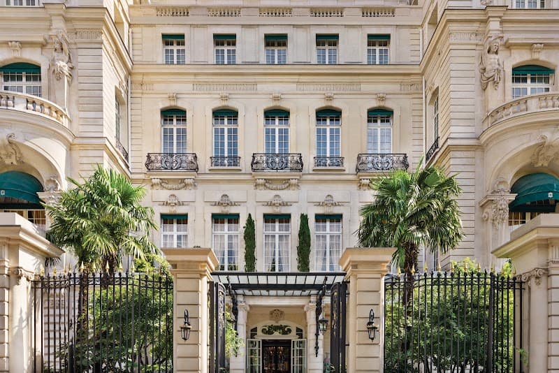 Shangri-La Paris