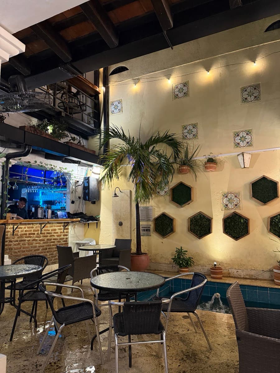 Artesanal Restobar