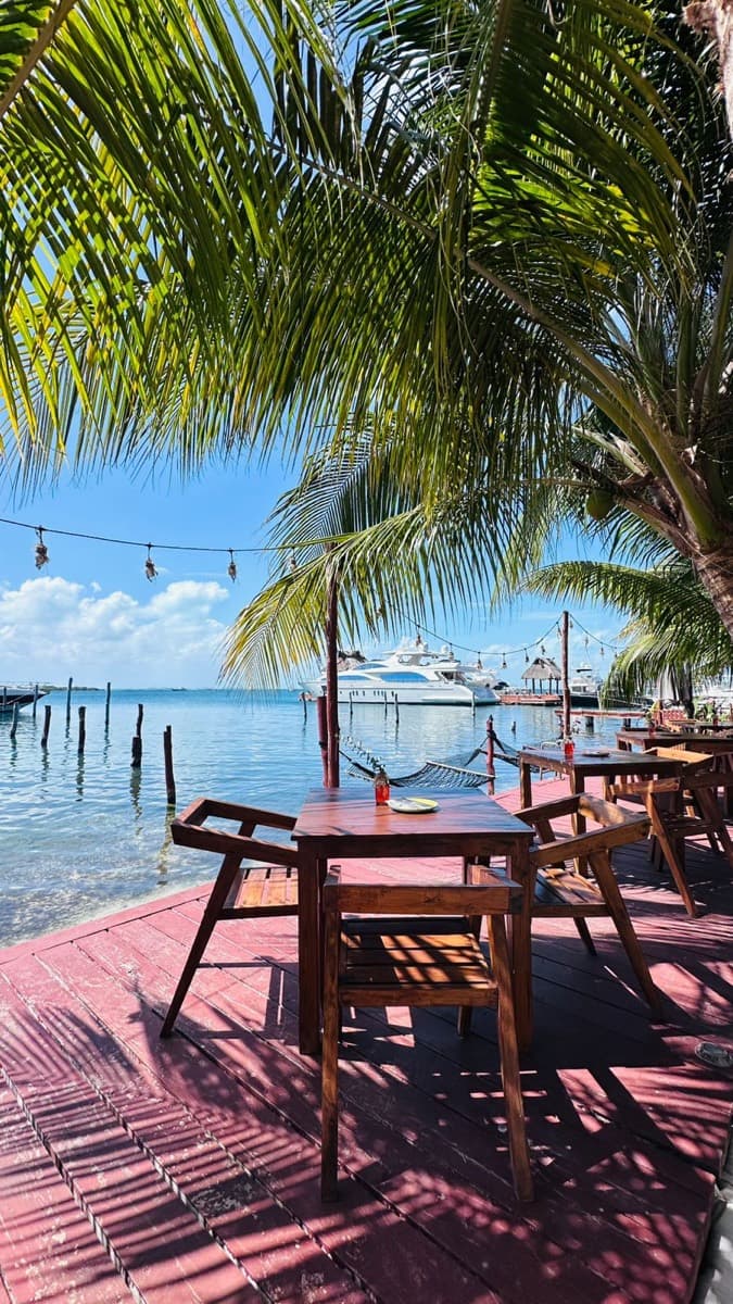 Bahia Tolok Restaurant