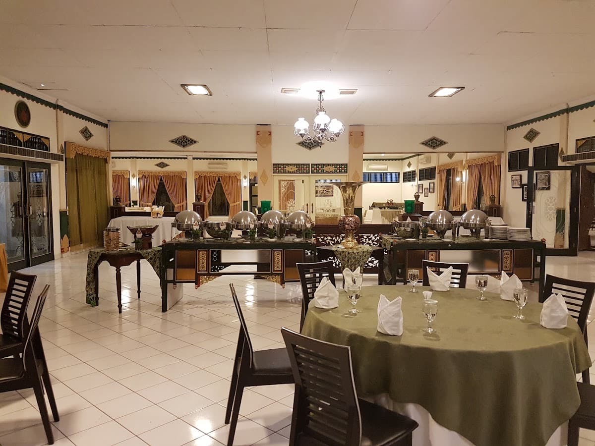 Bale Raos - The Sultan's Dishes
