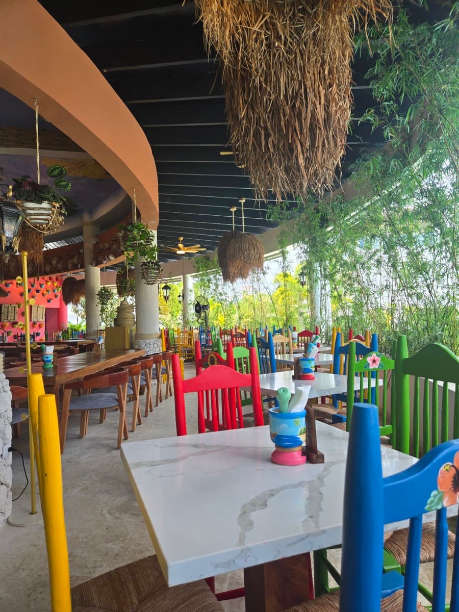 Campuno Beach Club