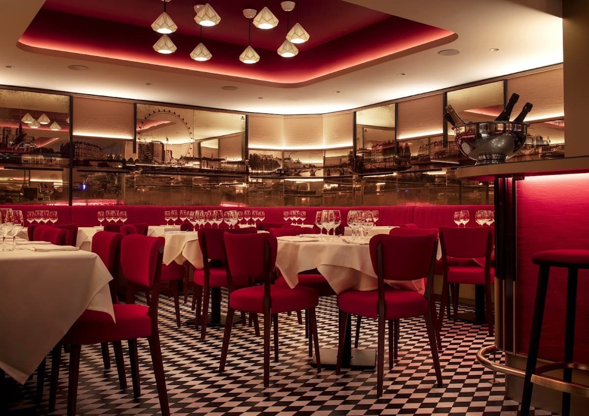 Chez Pierre - French Restaurant in Monaco with Bar