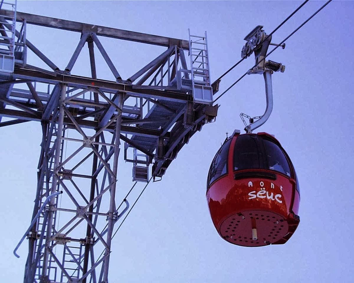 Funivie Ortisei - Alpe di Siusi / Mont Sëuc - Seilbahn St. Ulrich Seiseralm