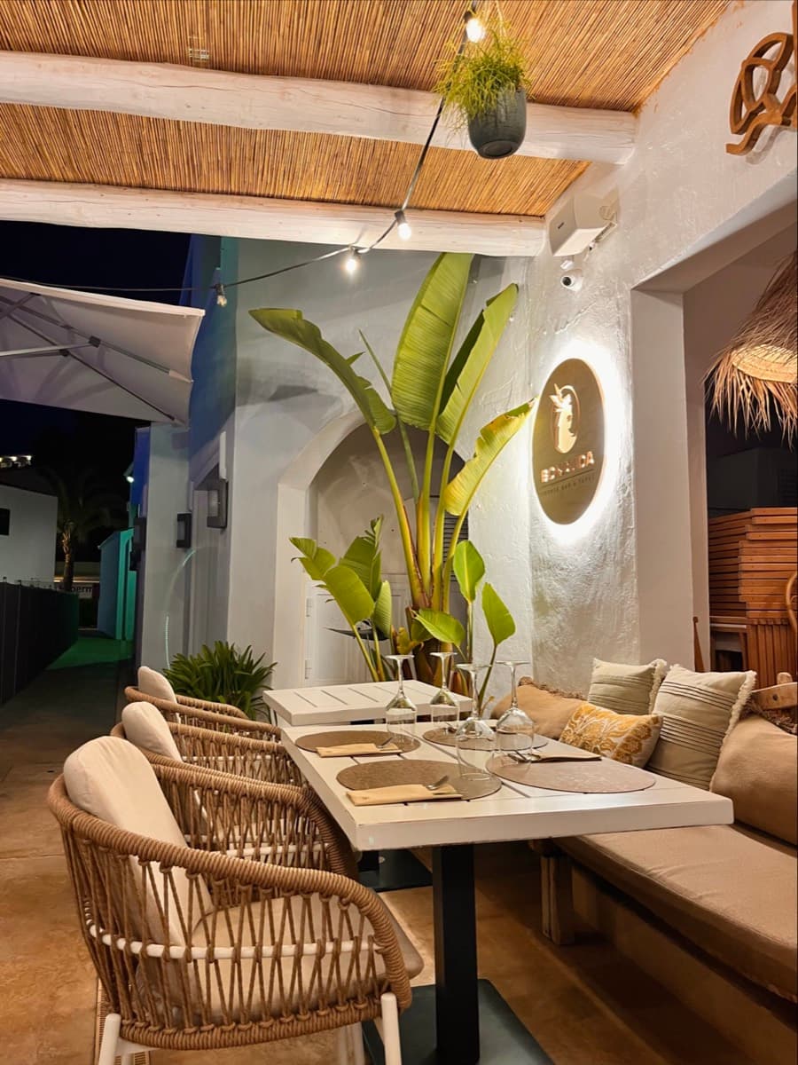 Bona Vida Menorca Lounge Restaurant & Cocktail Bar