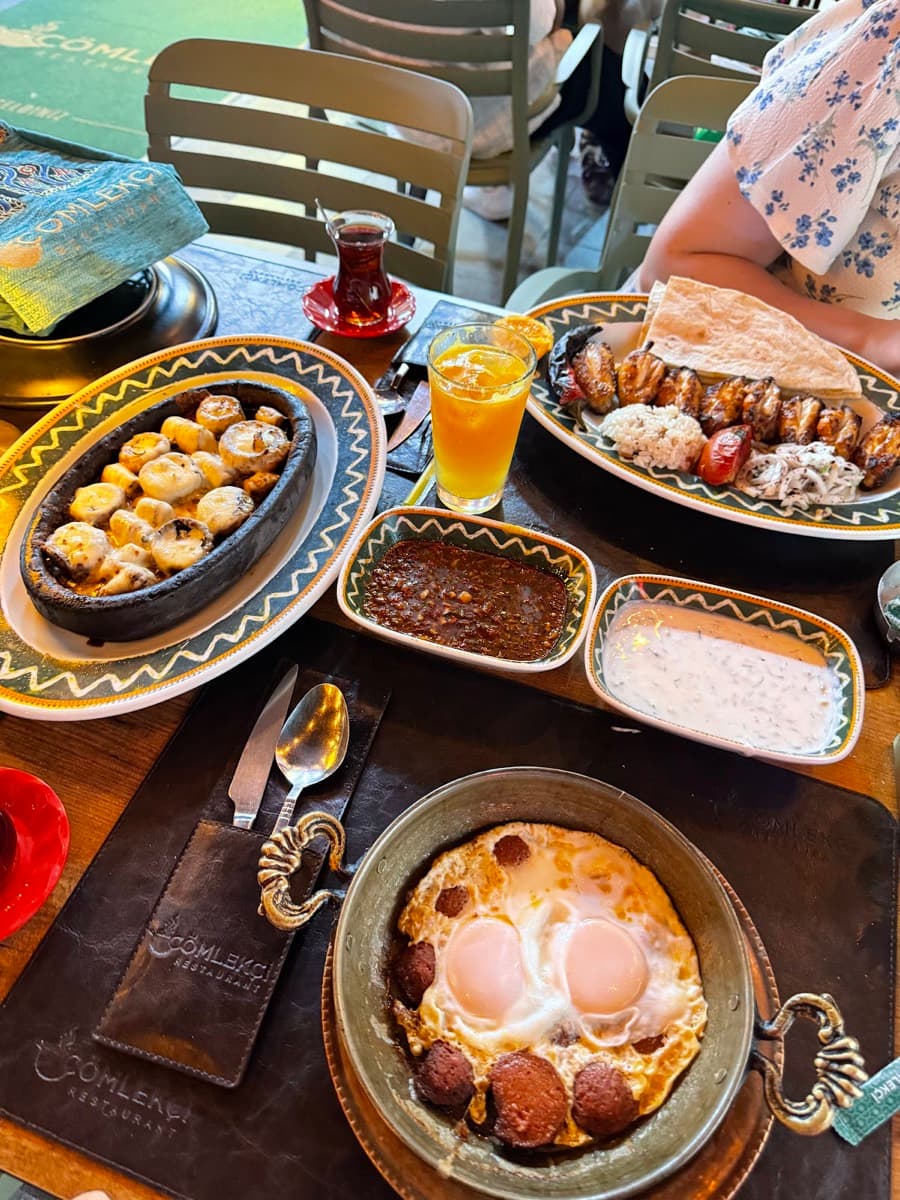 Çömlekçi Restaurant