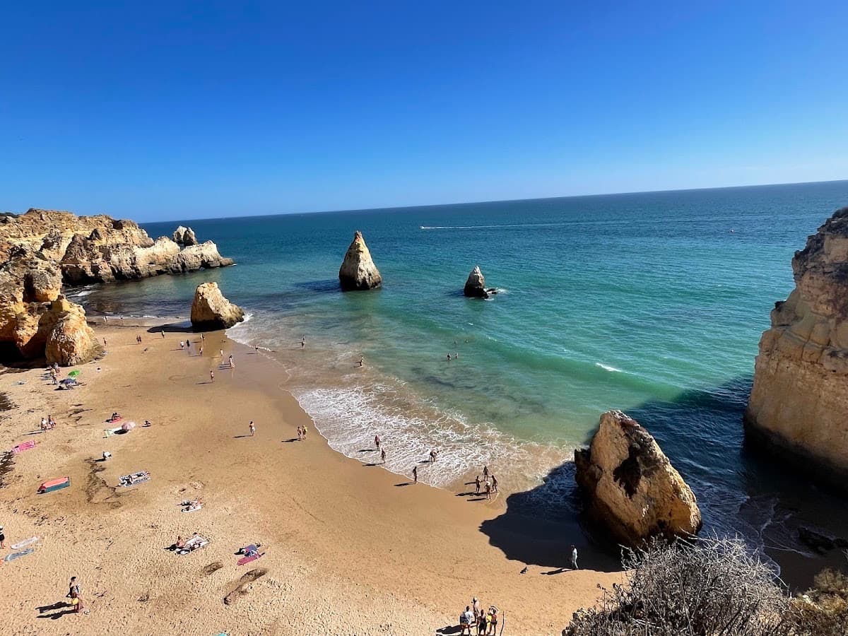 Praia dos Três Irmãos