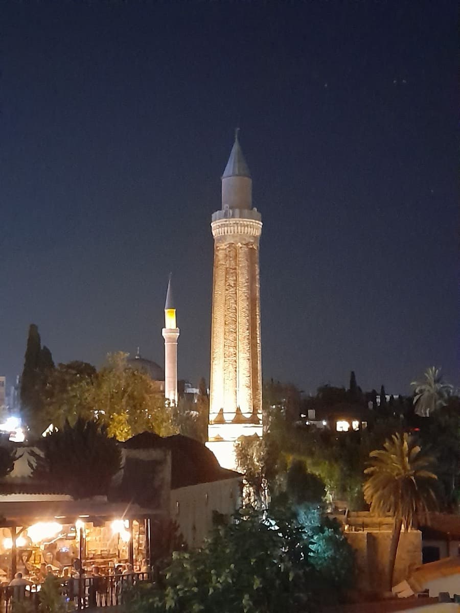 Yivli-Minare-Moschee