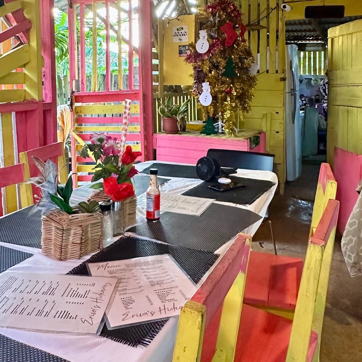 Erica's Hideaway | Restaurant and Bar
