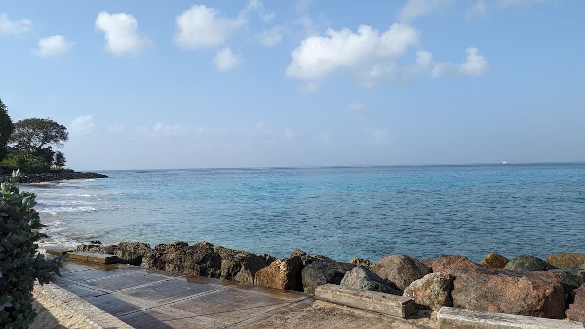 Holetown Beach