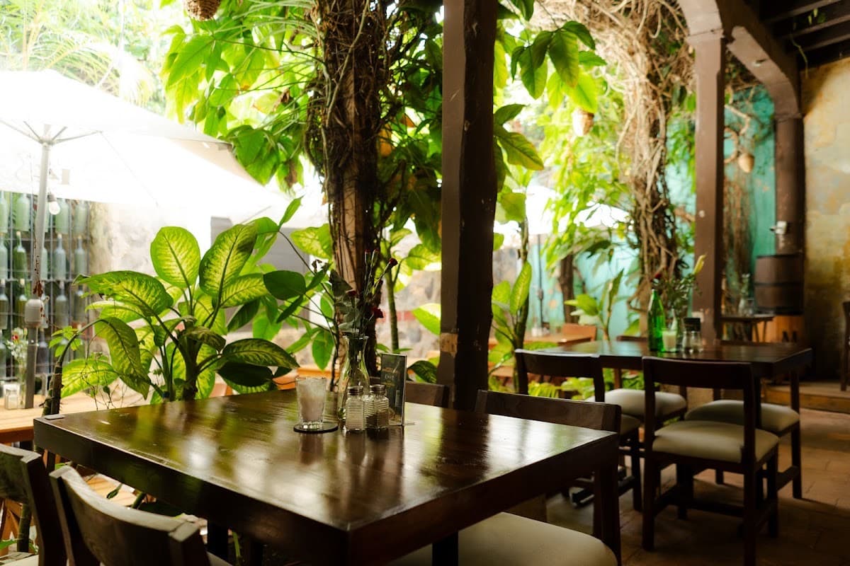 Laurel Bistro