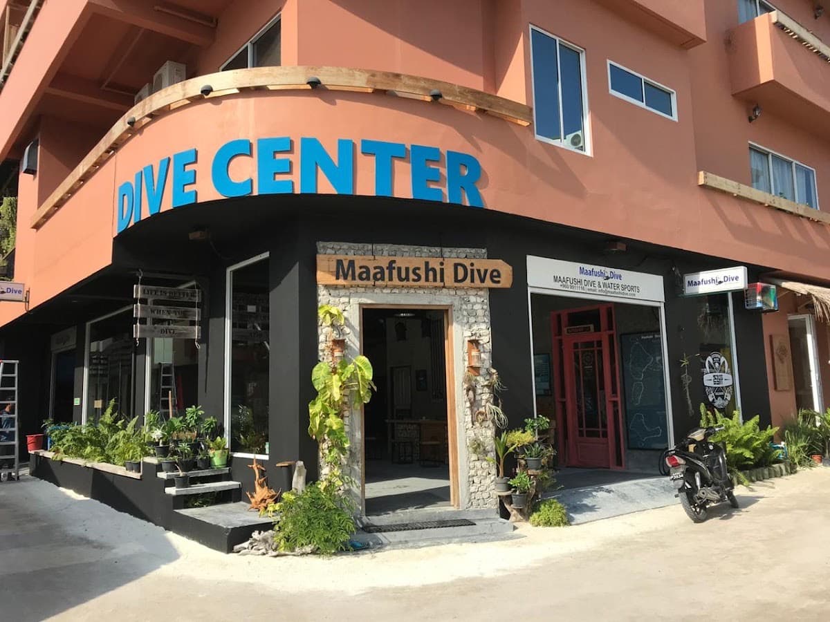 Maafushi Dive & Water Sports.