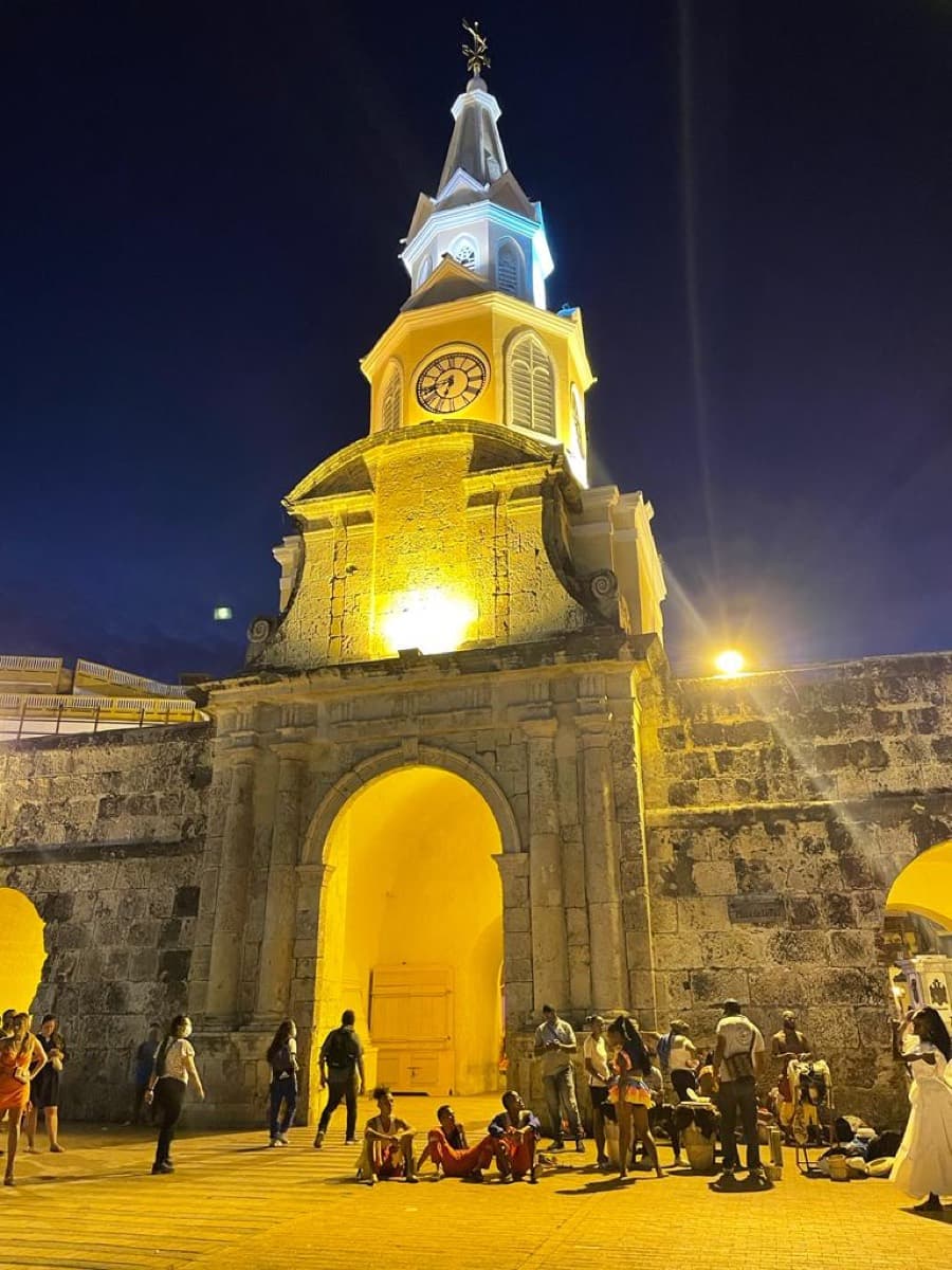 Monumento Torre del Reloj