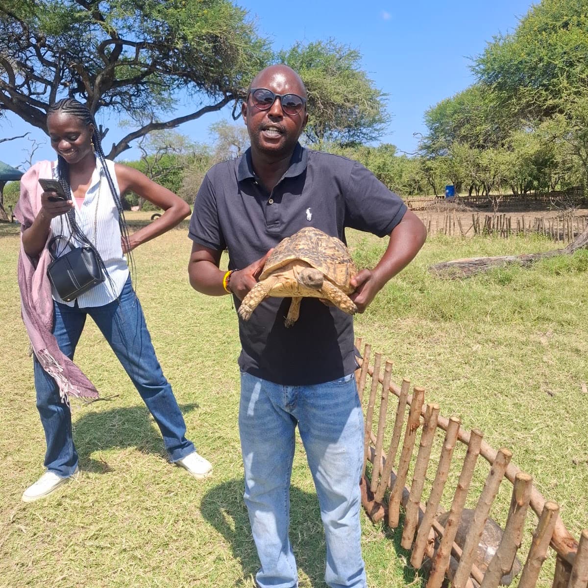 OldTown:,Squirrel🐿🐿Tourswalks🦶🏾🇰🇪⚓