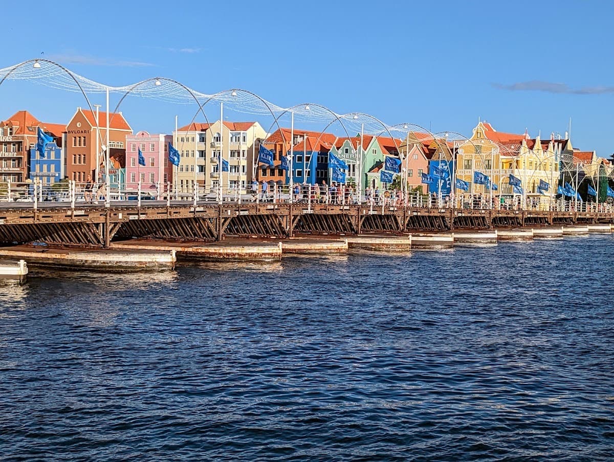 Queen Emma Bridge