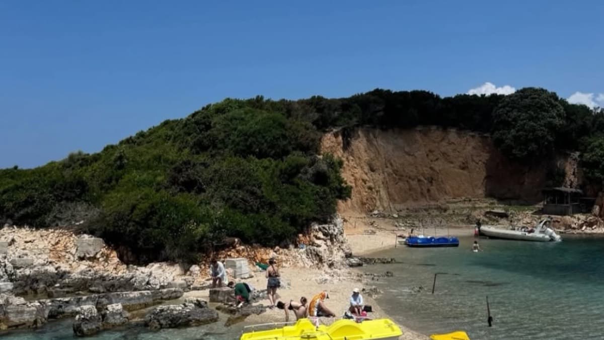 Tedi boat trip Ksamil