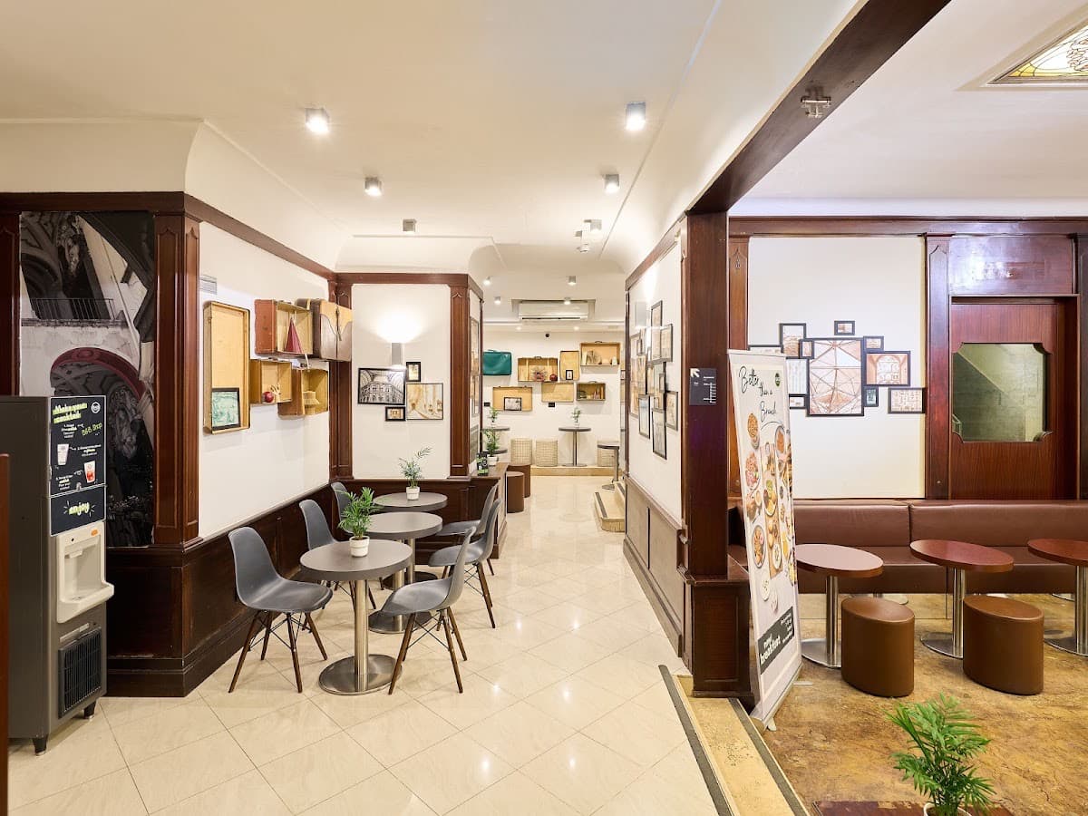 B&B HOTEL Napoli — Bild 1